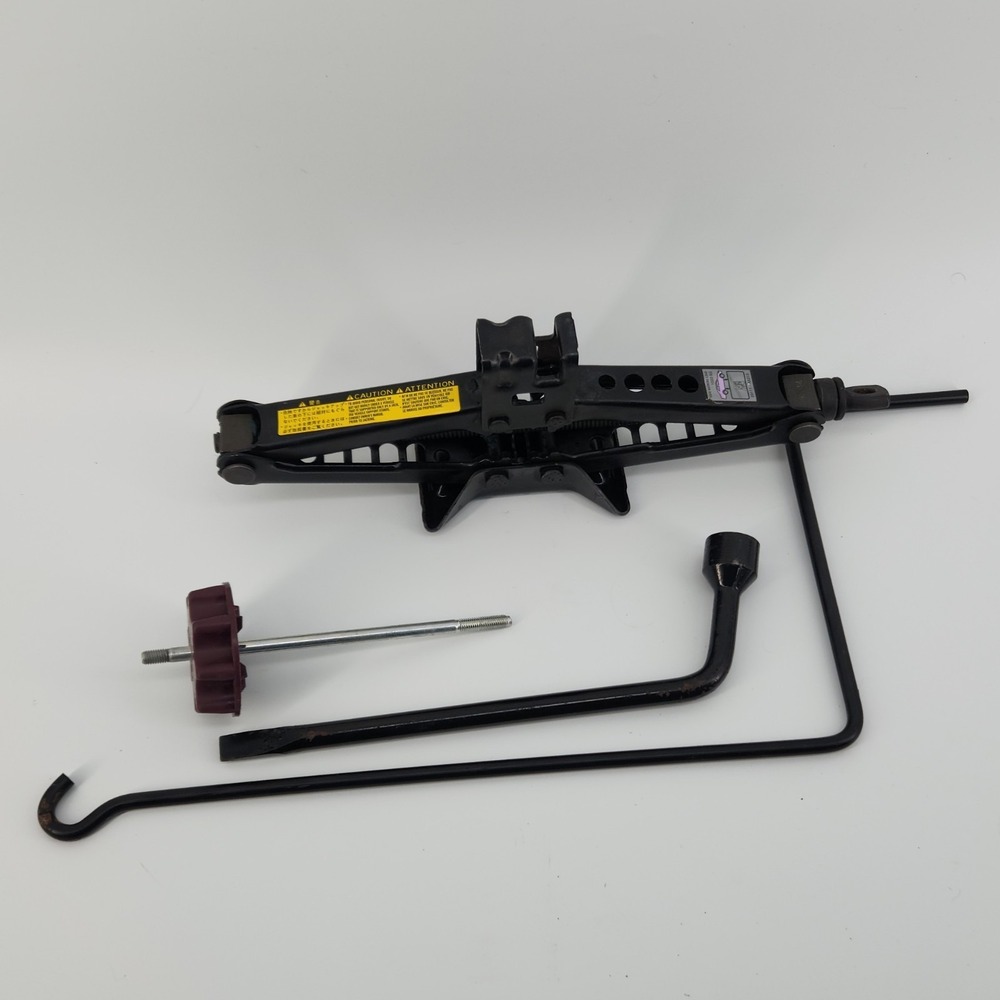 05-12 Toyota Avalon Camry Venza Solara Lexus ES330 OEM Jack Kit 09111-AA010